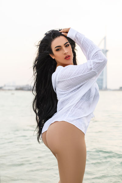 Middle Eastern Escort in Simi Valley California